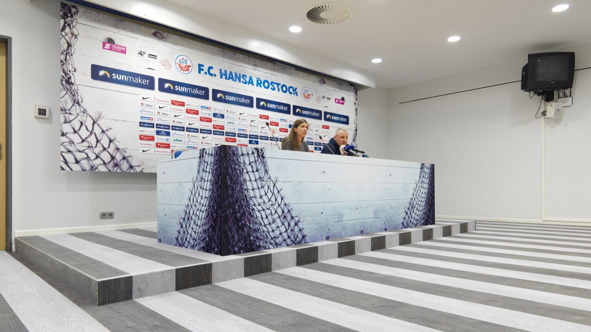 F.C. Hansa Rostock Pressekonferenz - Forbo Planks